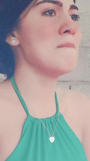 Stylish Green Halter Neck Outfits for Casual Wear