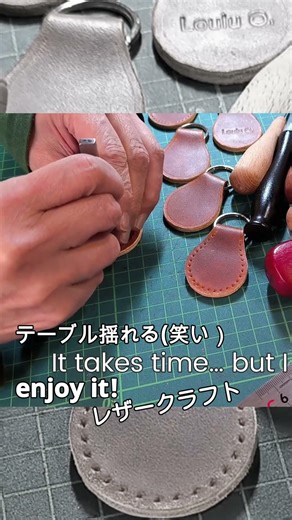 レザークラフト｜革に穴を開ける作業 | Punching Holes in Leather #leathercraft #handmadecrafts #レザークラフト