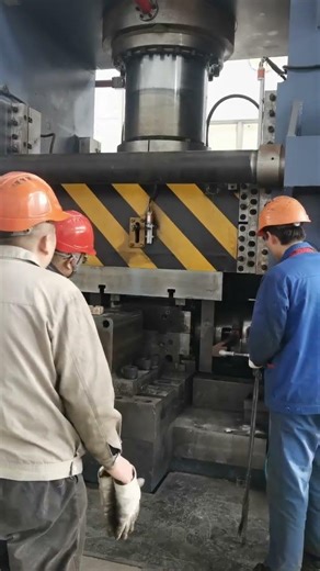Multi-directional Forging Hydraulic Press .Whatsapp/wechat:0086 18821390266.