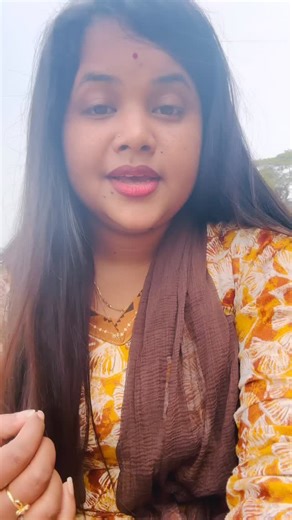 Sandhya das_ official🌍 on Instagram: "#Viral #post #odisha #instalover #instavideo #ownvoice #evening #mood #best choice #old #odia movie #song hits #villagelife #jitiba aame #viral #like my page🙏🏻#love life"