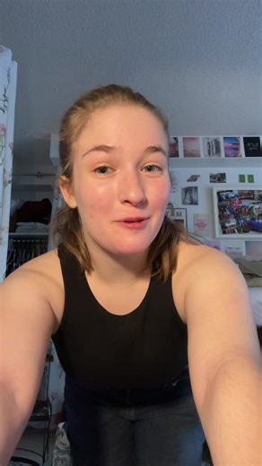 This type of push-up is also for beginners! I understand that there are myriad ways to do push-ups, but if you’re just beginning this is a helpful tip!!! #pushups #workout #fyp #women #huzzah