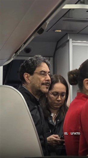 #Nación l ⭕ “Que se vaya en bus”: viajeros de Avianca no querían volar con Iván Cepeda Lea la nota aquí 👉 https://acortar.link/K3tOAz | El Olfato