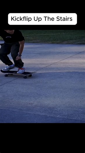 Look again at how close the board was to the second step. Insane#fypシ゚viral #fyp #skate #skates #trending #flowers