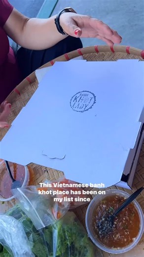 CRISPY VIET BANH KHOT 😍 Yall know I’m obsessed with Vietnamese food right? You NEED to bookmark @banhkhotlady ASAP and have a hunny take you on a lunch date. I hope you like fish sauce 😌 📍10032 McFadden Ave, Westminster, CA 92683 #vietnamese #dateideas #thingstodo #foodreview #orangecounty | First Date Guide