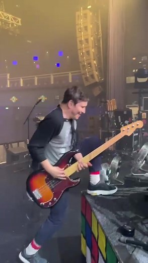 The Wombats Tour: Experience Live Music and Moving to New York