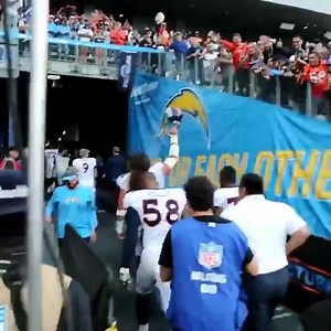 “W” | Von Miller