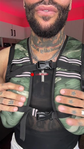 They said you don’t really use what you rep. So I figured I’d let the vest speak for itself. If I promote it, I wear it. Simple. #WeightedVest #VestWorkout #FunctionalFitness #TrainWithIntent #mensfitness