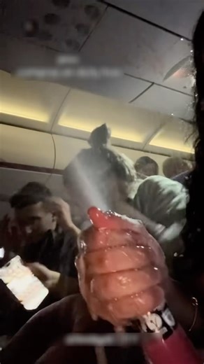 Why did Champagne EXPLODE in Flight? 😨 ⭐