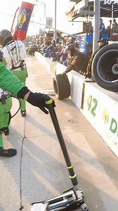 NASCAR Single Lug Pit-Stop🛞 | Mv2wheeloffroad