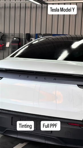 ✅ What is PPF & Tint (and why folks do it for Tesla) 🎯 Paint Protection Film (PPF) • PPF — also called “clear film” or “clear bra” — is a thin, transparent thermoplastic (usually polyurethane) film applied over the car’s paint. It protects paint from chips, stone hits, scratches, bird droppings, bug splatter, road salt, acid rain, etc. ￼ • High-quality PPF for premium cars (like Tesla) often has self-healing properties: light swirl marks or fine scratches may disappear after exposure to heat (s