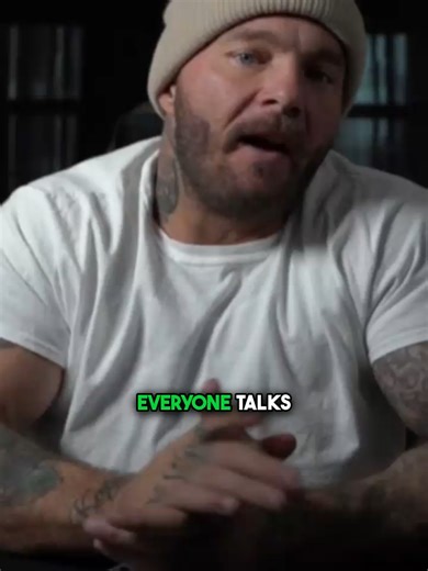 Creatine does more than store energy. It powers a shuttle system that delivers ATP to your muscle fibers faster than your body could do on its own. This is why it helps recovery between sets. The mechanism is clear. The evidence is overwhelming. 💊 Free supplement tracker app in bio. 🔗 Free community in bio. #creatine #supplements #fitness #gym #fyp #foryou #musclebuilding