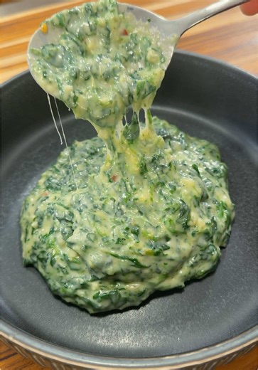 Perfect Creamed Spinach Recipe for Steak Lovers