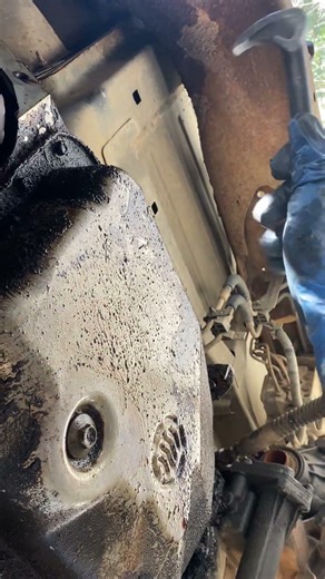 Taking Torque Converter Bolts out the EASY way #mechanic #automobile #diy