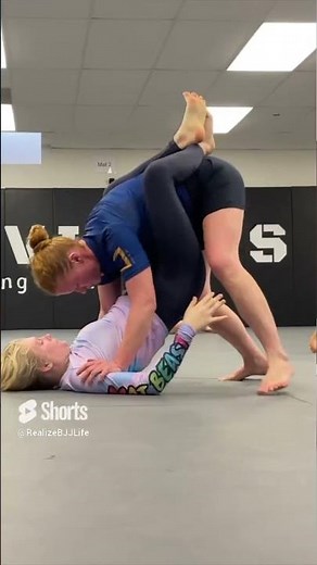 Inside BJJ Closed Guard Escape - Knee In