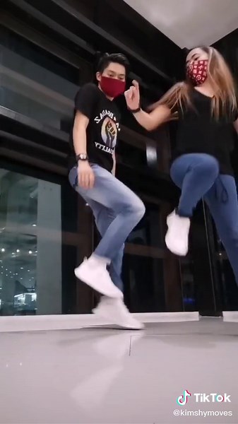 Exploring 2000s Dance Moves with Kim