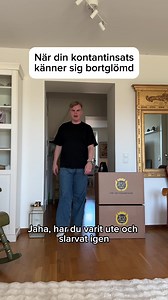 Reklam för HSB i Sverige. Tävla om 100 000 kronor i kontantinsats. Åldergräns 18 år. Alla regler om hur du tävlar finns på hemsidan. Kontosparandet omfattas av insättningsgaranti upp till 1 150 000 kr. Läs mer på https://www.hsb.se/bospara/vinn-ett-bosparande/