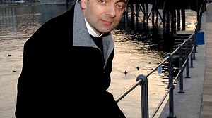 Rowan Atkinson 'Mr Bean' Dikabarkan Tewas Bunuh Diri