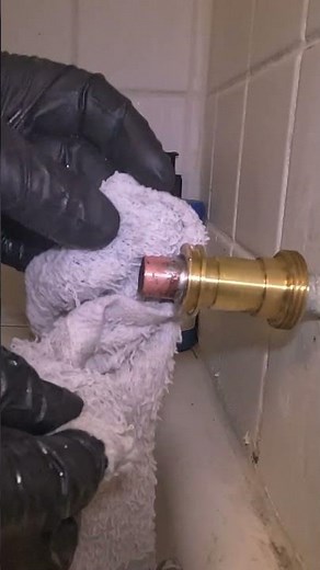 Replacing Delta Tub Spout #plumbing #fyp #homerenovation #diy #plumping #easy #tools #plumber