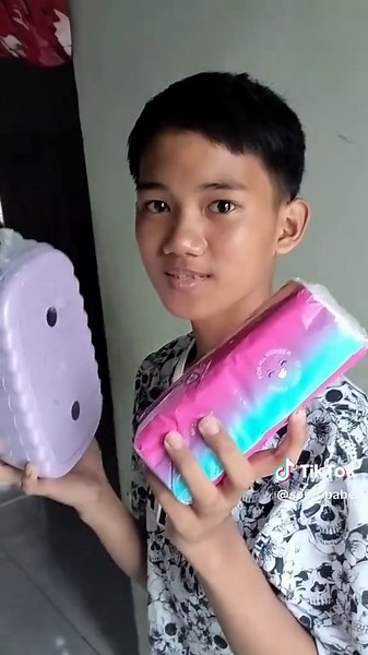 tutorial Dewi jualan kotak tisu#pangkalpinang #bangkabelitung #fypage #indonesia #indonesia🇮🇩 @bg.ari43