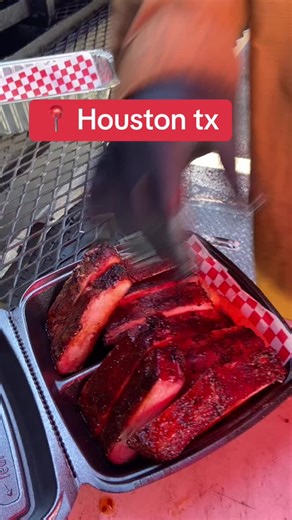 Savoring Houston's BBQ: A Taste of Kansas City Ribs