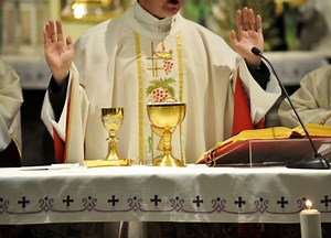 RTE To Air Daily Mass Amid Ban On Large Gatherings