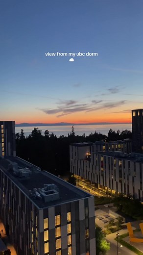 University of British Columbia Dorm Room Tour with Stunning Views