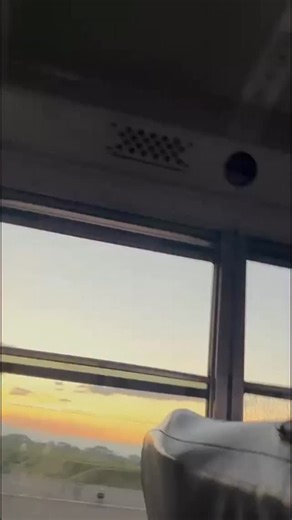 🚨 ¡LAMENTABLE! 🚨 Aficionados de Alianza provocan disturbios y lanzan piedras al bus que transportaba a los aficionados de FAS | Canal 4 TCS