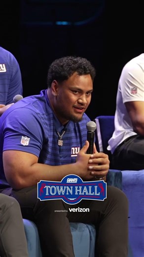 Sisi Mauigoa on the pressure of blocking for Jaxson Dart #giants #nfl #jaxsondart #football