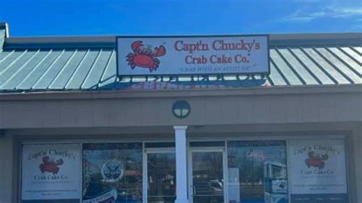 ✨ Week 22 Local Spotlight ✨ 🦀 Capt’n Chucky’s Crab Cake Co. — Cinnaminson, NJ 🦀 Yes — before anyone says it 😉 — we know Capt’n Chucky’s is part of a franchise. BUT this location is locally owned and operated right here in Cinnaminson, and that absolutely matters when supporting our community 💙 Located in the Pep Boys Plaza on Route 130, this spot has become a go-to for anyone craving top-quality seafood without the restaurant wait. From their famous Smith Island crab cakes to shrimp, soups, 