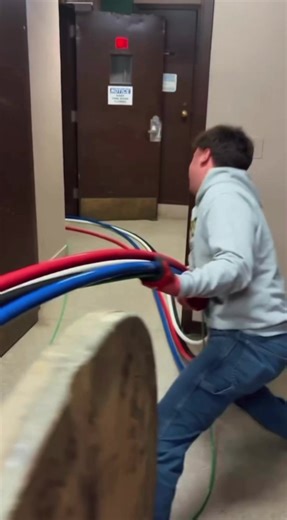 First day as an Electrician’s Apprentice #electrician #electricalwork | electrician apprentice