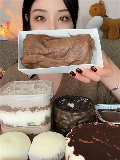 #kwaiyumm #asmr #mukbang #cake #fyp #viral