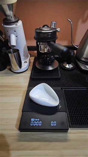 James Hoffmann's Iced Aeropress Recipe