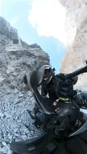 How to lift a HEAVY motorcycle || small Rider ||