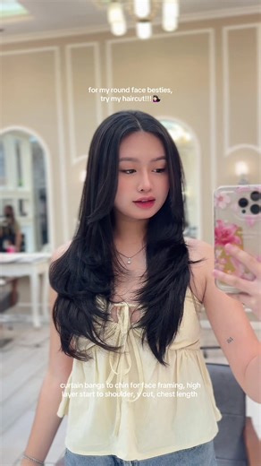 Trendy Haircuts for Round Faces: Layered Styles