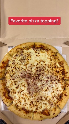 Pineapple Pizza: A Controversial Favorite Topping