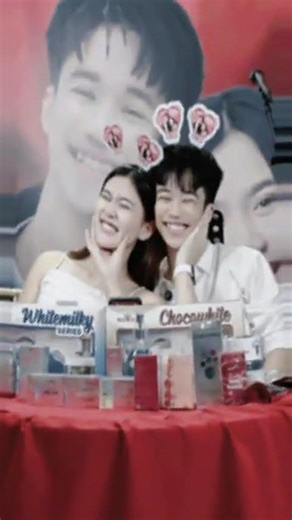 couple yg satu ini bisa gk sih mimin karungi terus di bawa pulang soalnya mimin udah kecintaan bgt