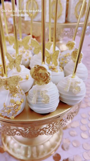 Todays quinceañera sweets table ✨ Go order with us 🫶🏼 IG: @sweets_bynena 🤍 #fyp #fypシ