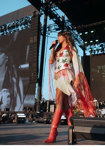 Watch Ella Langley's Stagecoach Livestream