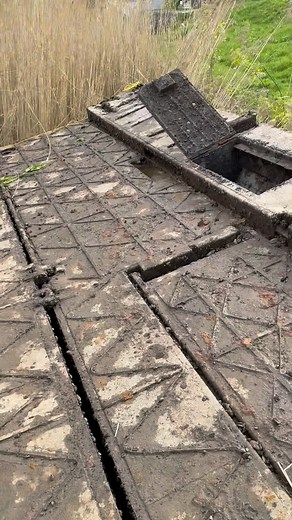 Mēs to paveicām💪atbrivojām upi no tā milža, diemžēl puse no viņa palika upē. Bet tas nākamai reizei.#mitaudiver #nophotoonlyvideo #jelgava #latvija #upe | Mitau Diver