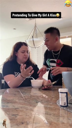 Trying the kiss prank on my girlfriend #fyp #funnyvideo #funny#prank