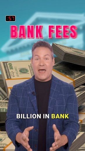 Banks just made WHAT on overdraft fees?! Here’s how to avoid them. #overdraftfees #money #banks #fees #overdraft #savings | Jeff Rossen