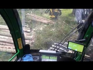 John Deere 1270E it4 8wd harvester