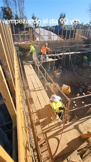 Smooth Concrete Walls in Los Angeles