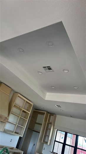 Kitchen ceiling tray #construction #farmhouse #farmhousedecor