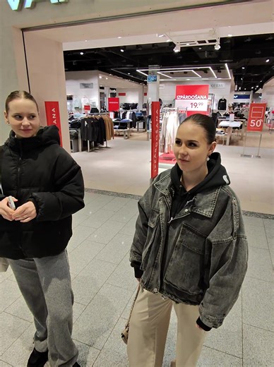 Miscommunication and Love: Language Barriers in Dating