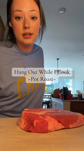 We’re making roast y’all! Come hang out with me 😊 | Stephanie Sims