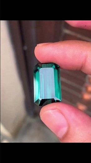 Millions Worth Dark Green Gemstone 💚💎 | Perfect Cut, Fine Polish — A Treasure in Hand