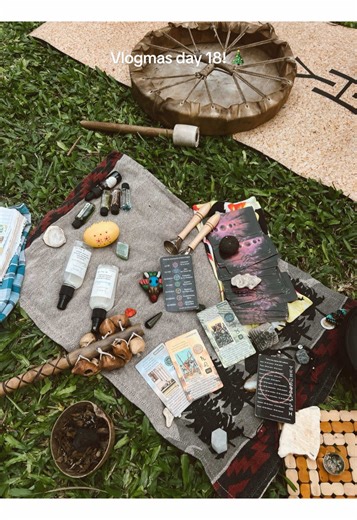 Hello!! Perdón por los vlogs tan cortos! Me fui unos días a Cozumel y literal no hice nada porque estuvimos en la playa todo el día. Ya voy a tener días más movidos y eso significa que los vlogs van a estar más largos y mejores jajajaa. Les dejo mini pedacitos de mi día! Los quiero ♥️♥️ #fyp