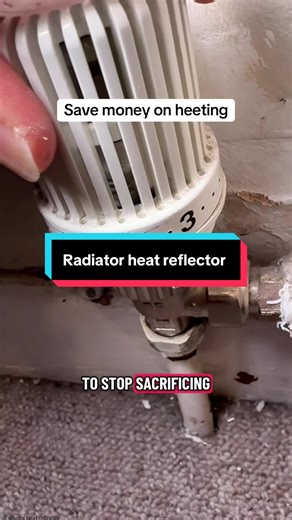 Save money on heating with this radiator heat reflector #tiktokmademebuyit #dealdrops #moneysavingtips #radiator #CapCut