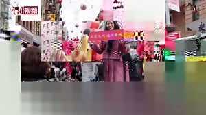 13K views · 1K reactions | The 25th Annual Chinatown Lunar New Year Parade and Festival was staged in NYC on Sunday, attracting people from various ethnic backgrounds. The event featured lion dances, dragon dances, traditional Chinese costumes and cultural performances, floats and bands. #ChinaCulture | China News 中国新闻网 | Facebook